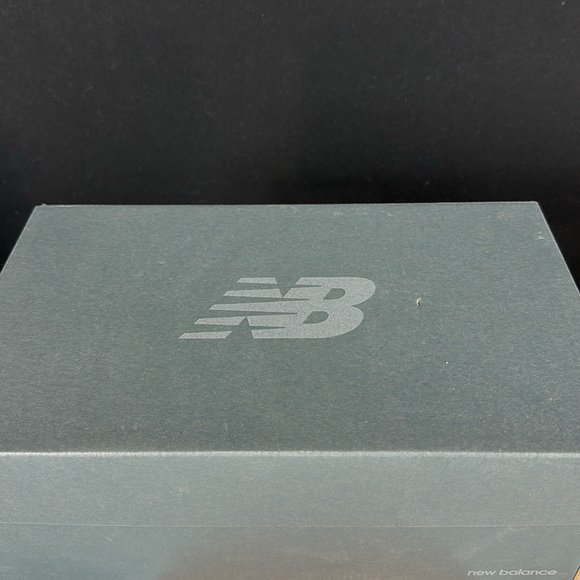 New with tags NB shoes. 9 1/2 men’s. - Picture 2 of 9